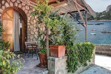 La Cabane Bleau The Perfect Beachfront Apartment Marina del Cantone ภายนอก รูปภาพ