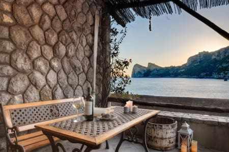 La Cabane Bleau The Perfect Beachfront Apartment Marina del Cantone ภายนอก รูปภาพ